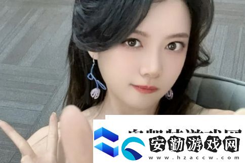 駱歆回應(yīng)年收入才16萬(wàn)