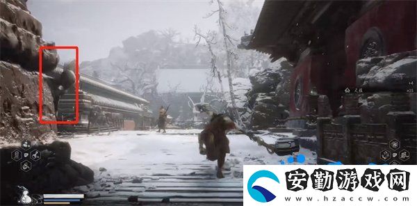 黑神話悟空亢金龍?jiān)谀?></p><p>4、接著在平臺(tái)的右前方位置，下坡繼續(xù)往院子中間移動(dòng)；</p><p style=